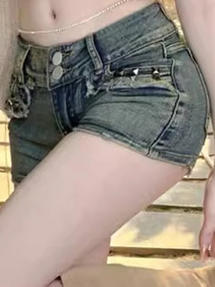 Chic Vintage Low Waist Shorts
